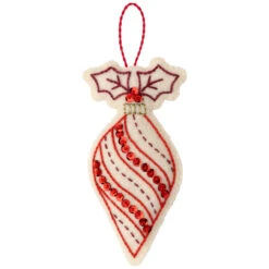 Bucilla Classic Christmas Felt & Sequin Kit -Eurographics || Diamond Dotz || Eeboo Store 509508 4 58811.1693458266